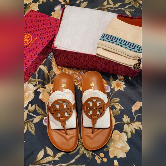 Tory Burch Shoes - *NEW* TORY BURCH, MILLER CLOUD, LEATHER SANDALS